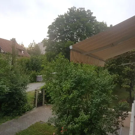 Apartment Apartman A Helkaval Szemben, A Centrum Es A Viz Kozeleben Balatonfured