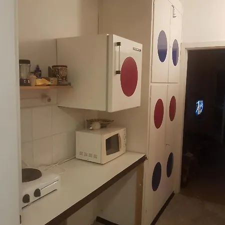 Apartman A Helkaval Szemben, A Centrum Es A Viz Kozeleben 公寓